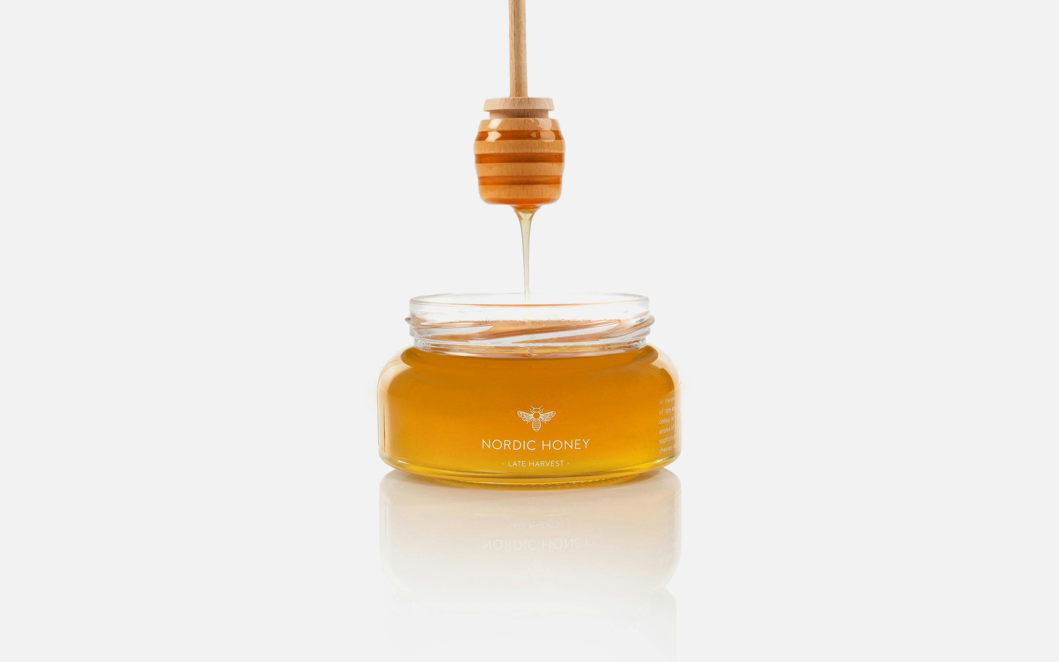 https://site.no11.ee/wp-content/uploads/2018/05/No11_Nordic-Honey_packaging-design-1-2.jpg